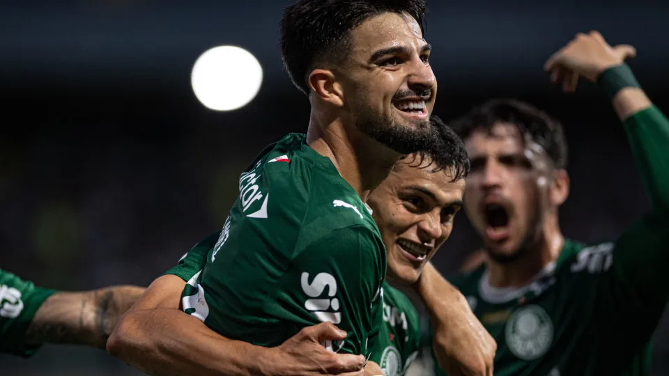 Palmeiras supera clássicos e 'carrasco no Brasil' com o que faltou em 2025